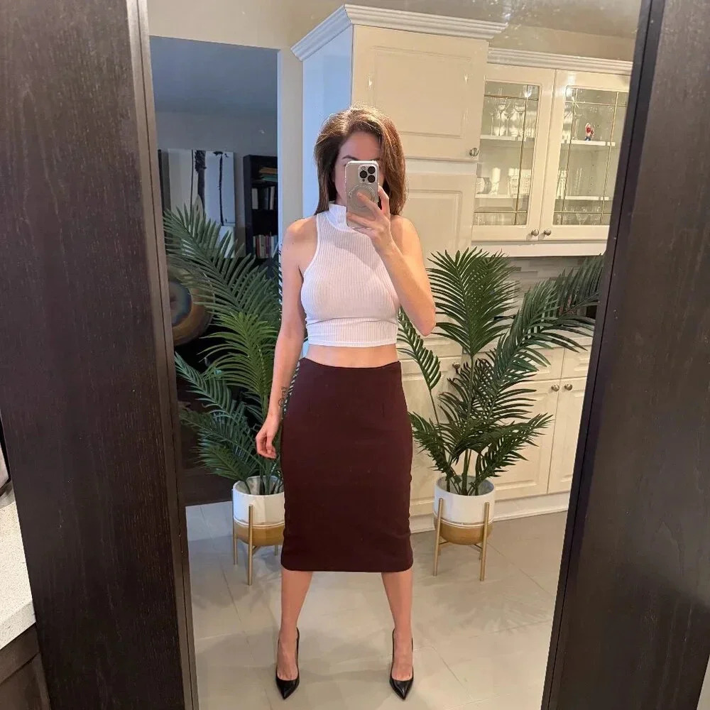 Aubergine Wool Pencil Skirt with  Back Slit, Judith and Charles, US 2